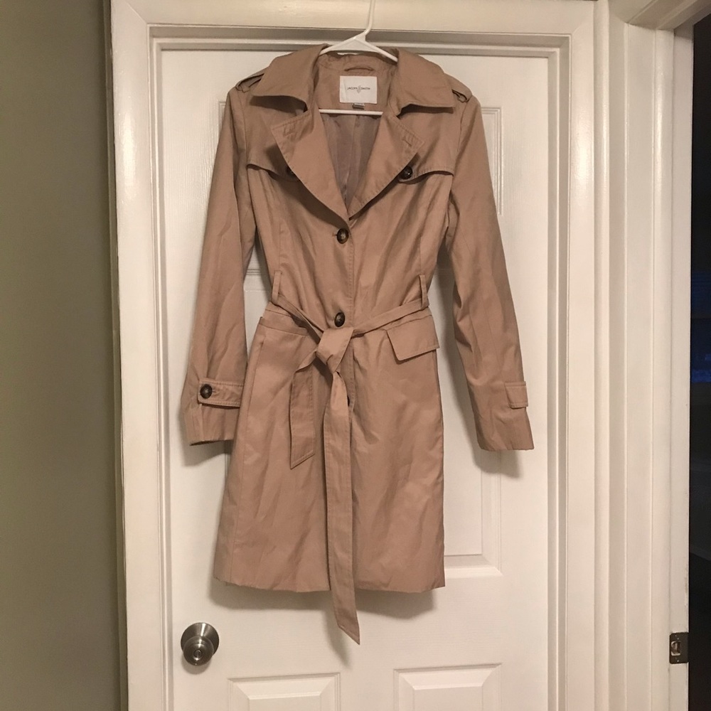 Jaclyn Smith Tan Raincoat